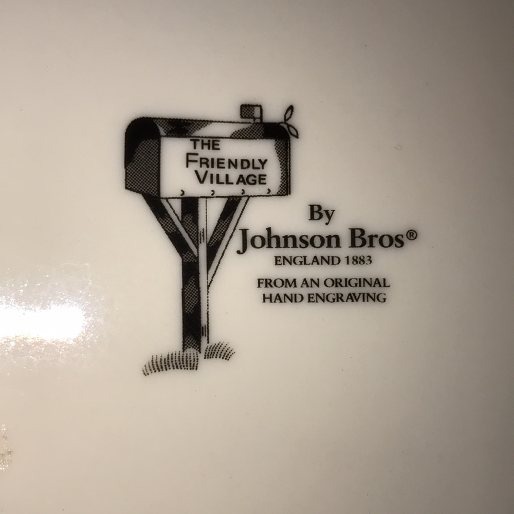 Johnson Brothers Village House Teapot - Picture 6 of 6